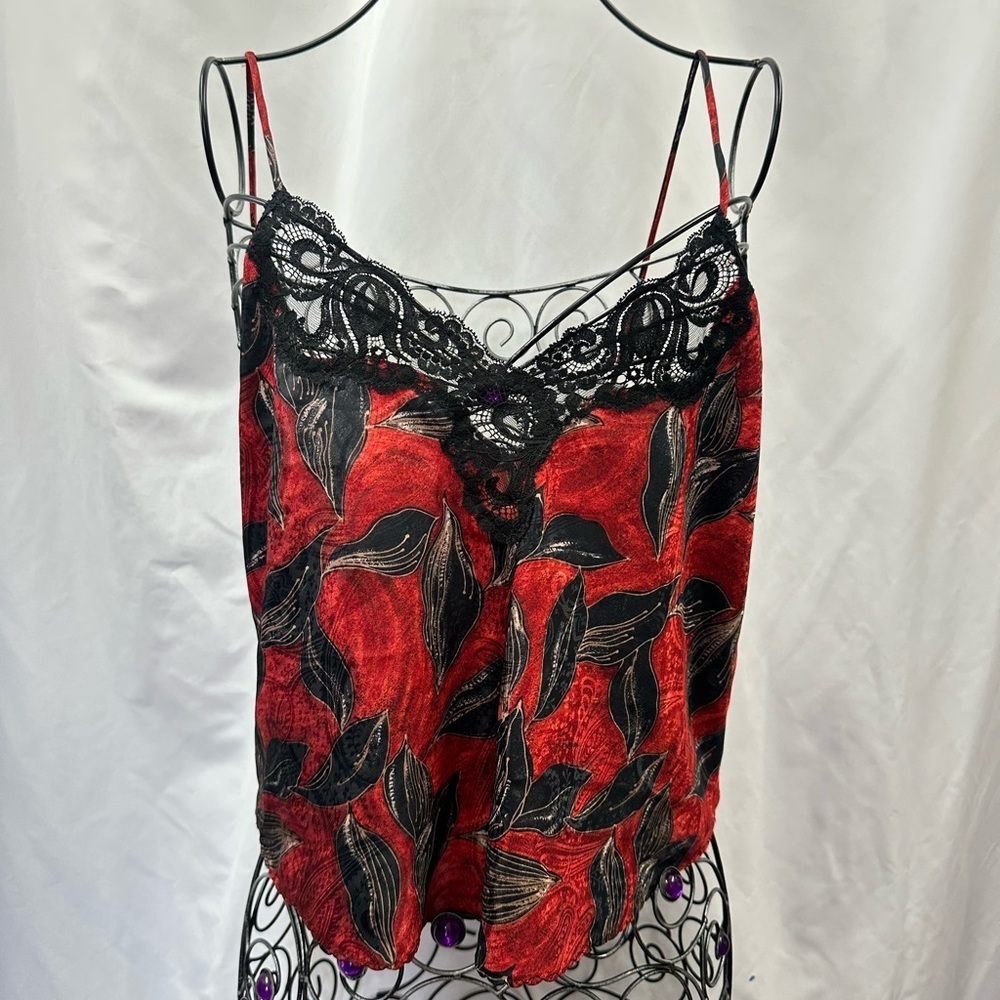 Vintage FArr West red and black lace trim cami size M
